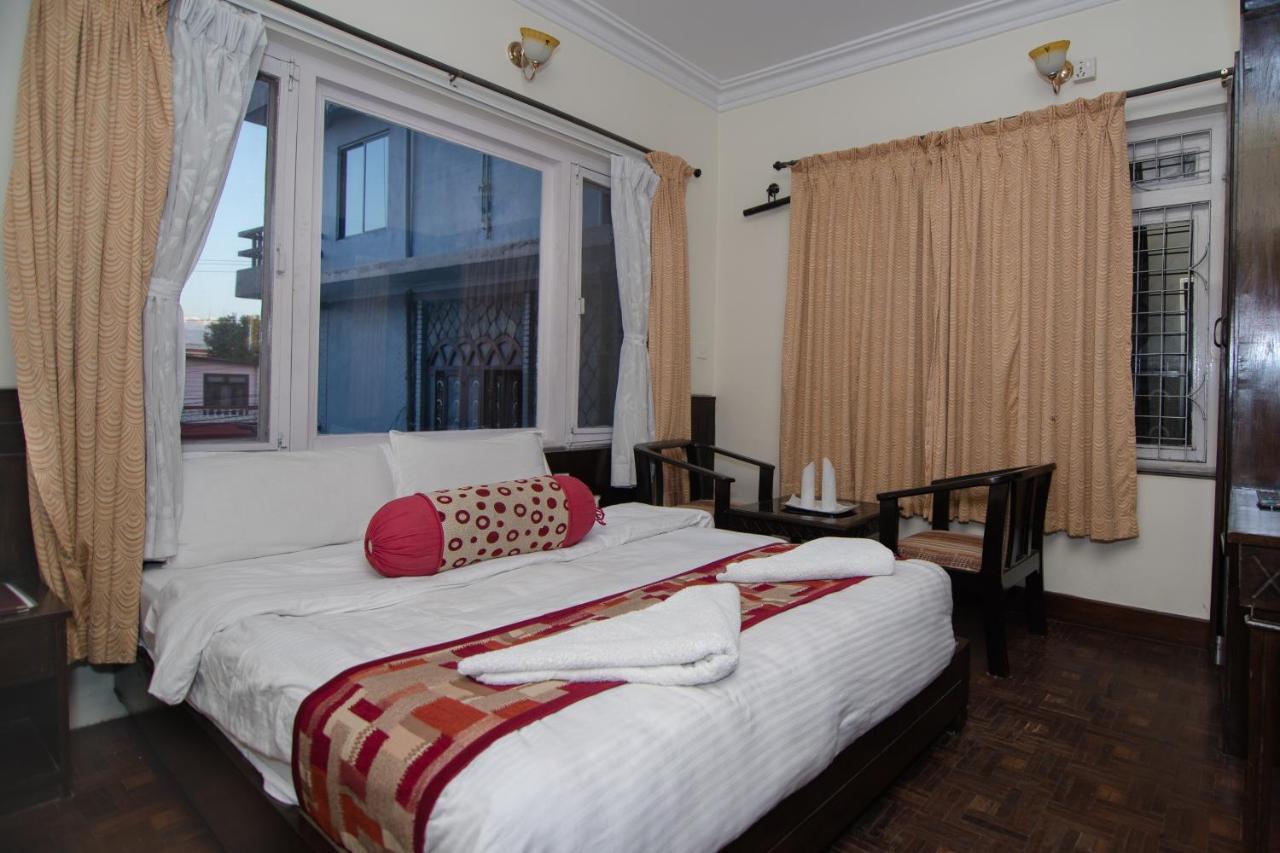 Hotel Panorama Покхара Екстер'єр фото