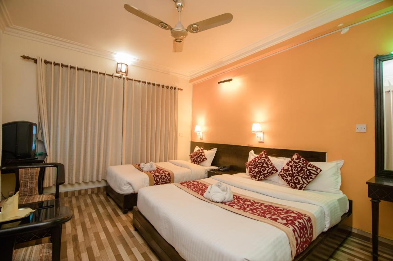 Hotel Panorama Покхара Екстер'єр фото